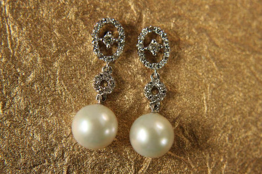 Diamond Earring with Pearl - Jewelslane