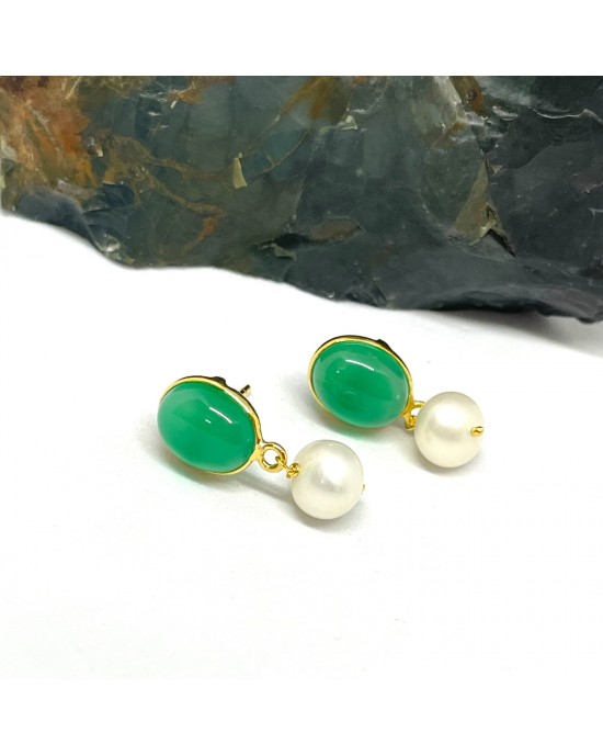 Green Onyx and pearl earrings in 18k gold plated silver