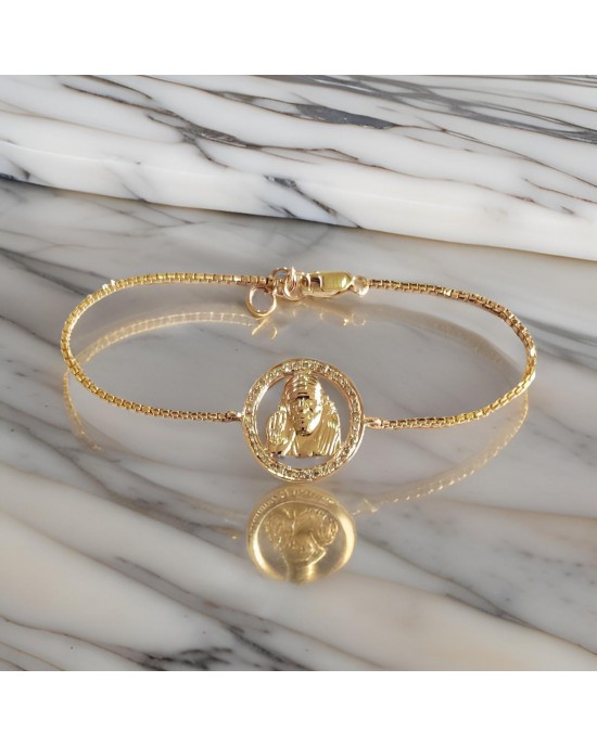 Sai bracelet in gold with diamonds on gold chain